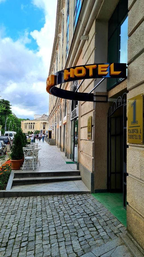 Georgian House Hotel Kutaisi Exterior photo