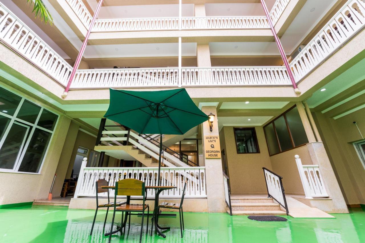 Georgian House Hotel Kutaisi Exterior photo